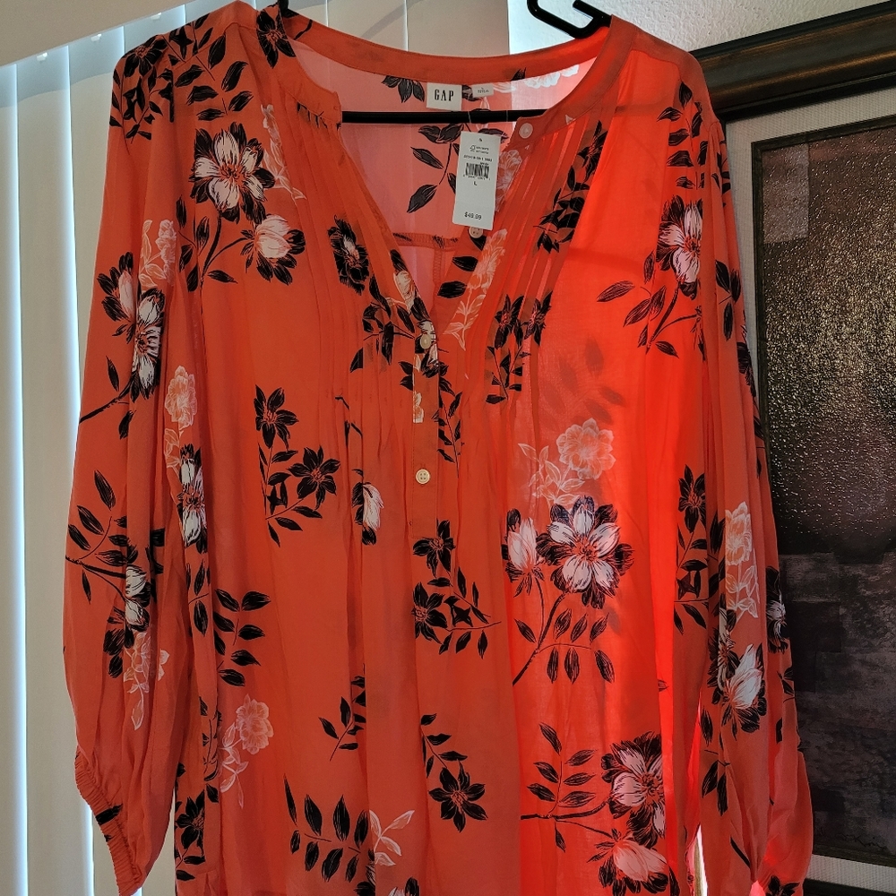 ****SOLD****GAP long sleeve orange blouse